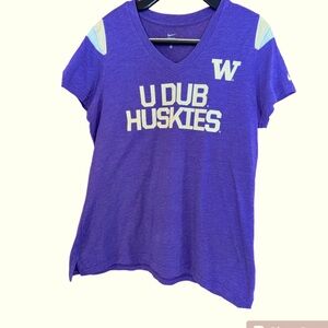 University of WA. Nike U Dub Huskies T-Shirt